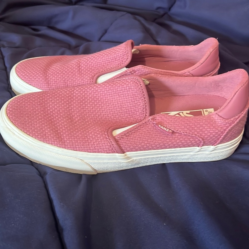 NWOT Pink Ortholite deluxe comfort Vans